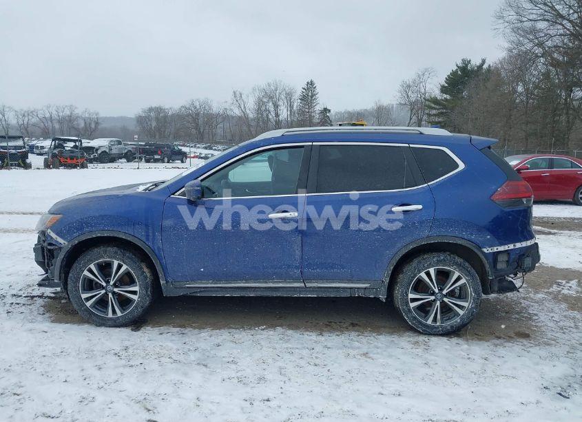 Photo 15 of 2018 Nissan Rogue SL (VIN 5N1AT2MV4JC797961)