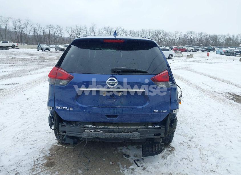 Photo 17 of 2018 Nissan Rogue SL (VIN 5N1AT2MV4JC797961)