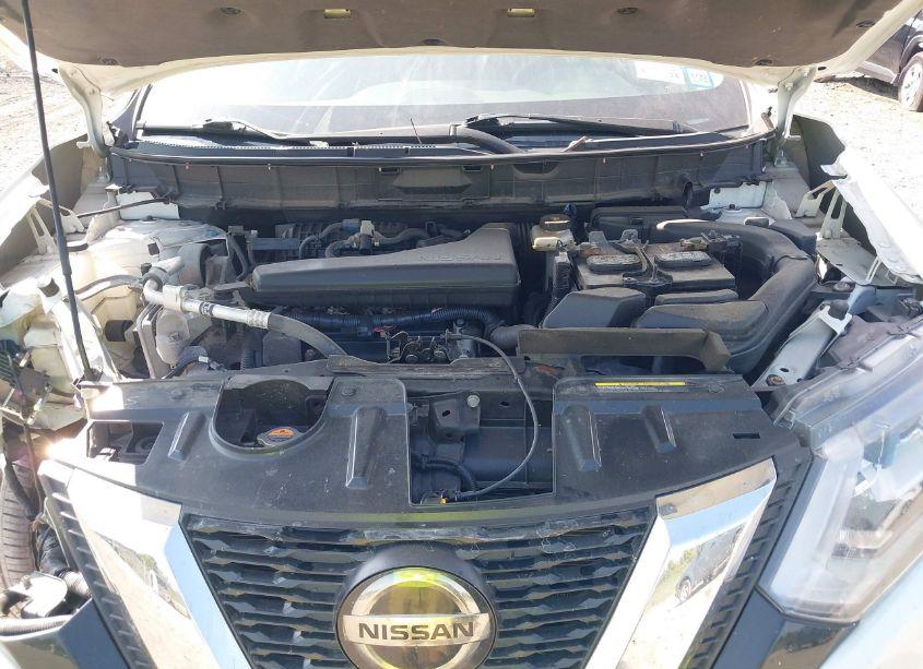 Photo 10 of 2018 Nissan Rogue SL (VIN 5N1AT2MV4JC850240)