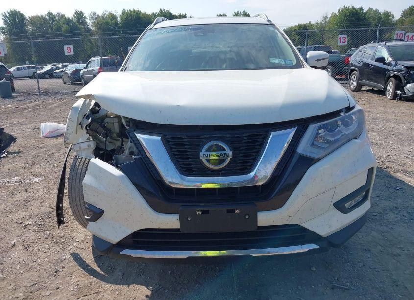 Photo 13 of 2018 Nissan Rogue SL (VIN 5N1AT2MV4JC850240)