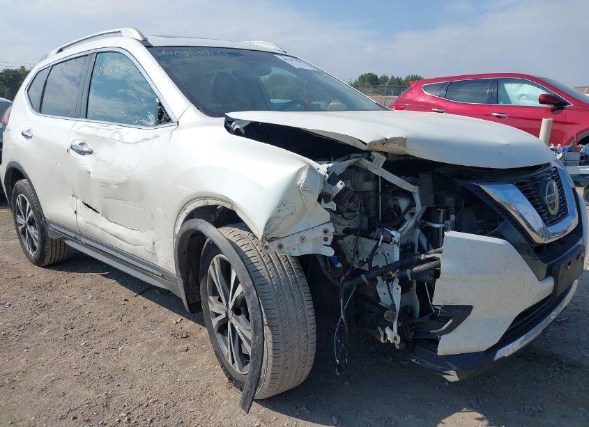 Photo 6 of 2018 Nissan Rogue SL (VIN 5N1AT2MV4JC850240)