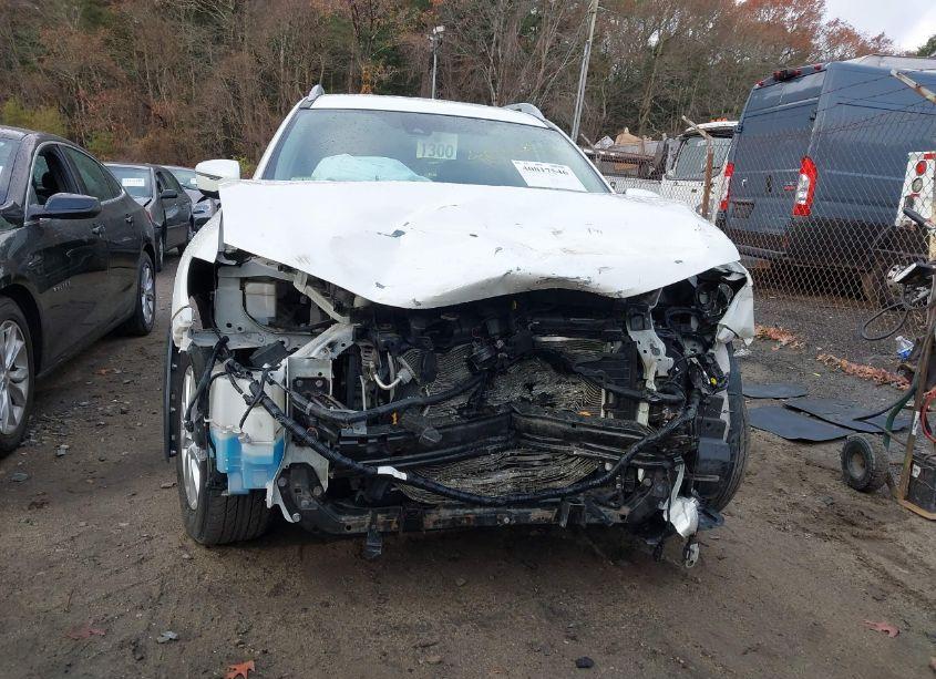 Photo 13 of 2019 Nissan Rogue SV (VIN 5N1AT2MV4KC705572)