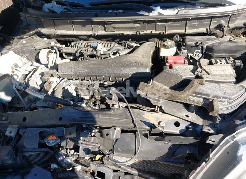 Photo 10 of 2019 Nissan Rogue SL (VIN 5N1AT2MV4KC713297)