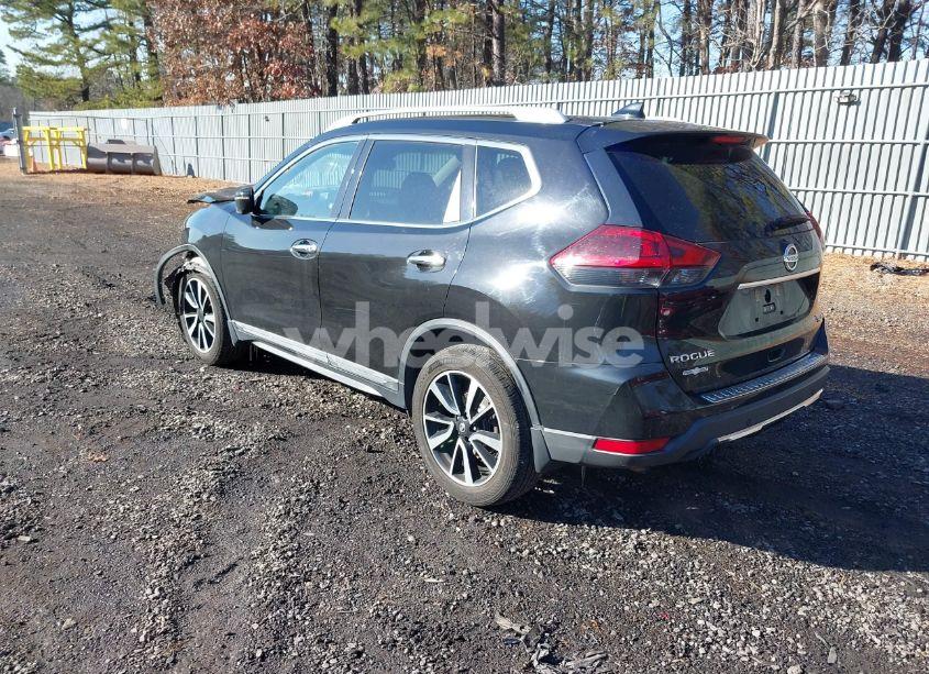 Photo 3 of 2019 Nissan Rogue SL (VIN 5N1AT2MV4KC713297)