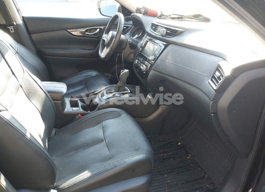 Photo 5 of 2019 Nissan Rogue SL (VIN 5N1AT2MV4KC713297)