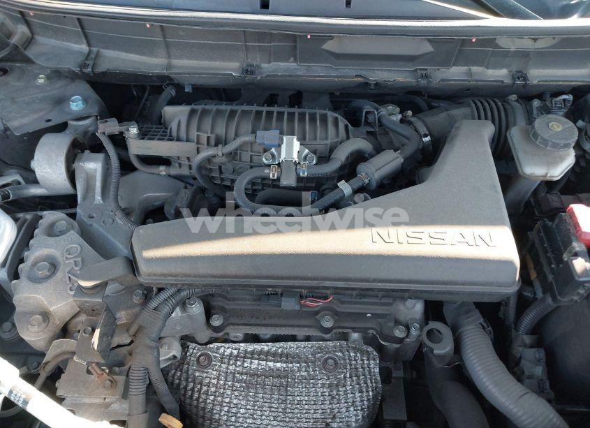 Photo 10 of 2019 Nissan Rogue S (VIN 5N1AT2MV4KC798805)