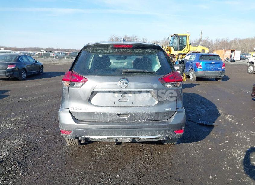 Photo 16 of 2019 Nissan Rogue S (VIN 5N1AT2MV4KC798805)