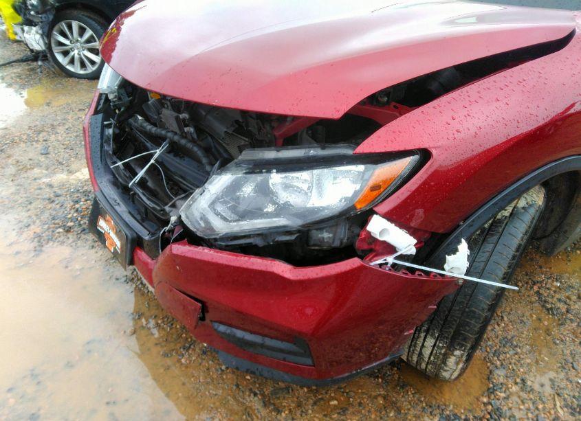 Photo 6 of 2019 Nissan Rogue SV (VIN 5N1AT2MV4KC808054)