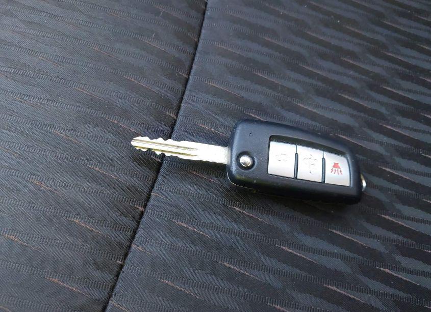 Photo 11 of 2019 Nissan Rogue S (VIN 5N1AT2MV4KC812475)