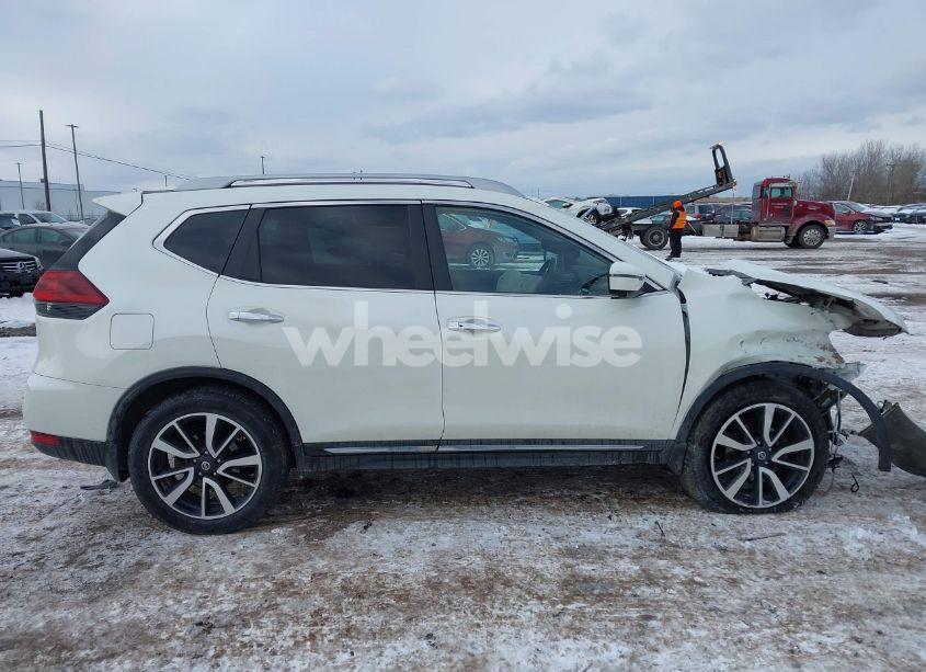 Photo 12 of 2019 Nissan Rogue SL (VIN 5N1AT2MV4KC815652)