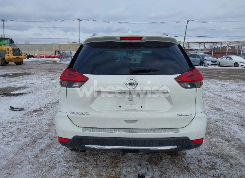 Photo 15 of 2019 Nissan Rogue SL (VIN 5N1AT2MV4KC815652)