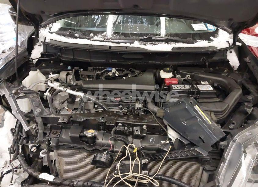 Photo 10 of 2019 Nissan Rogue SV (VIN 5N1AT2MV4KC844343)