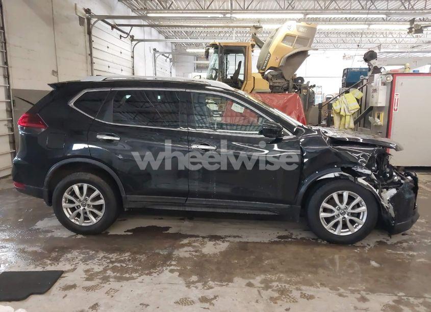 Photo 13 of 2019 Nissan Rogue SV (VIN 5N1AT2MV4KC844343)