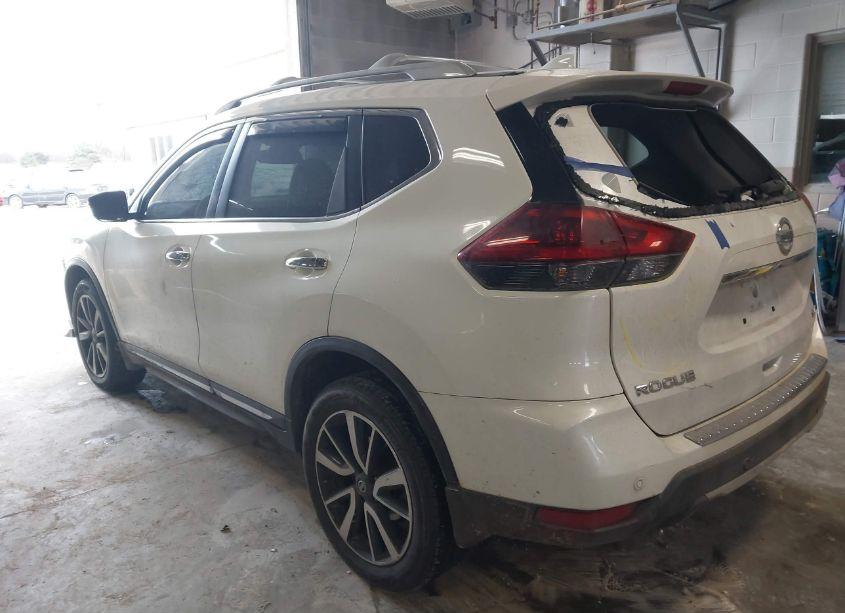 Photo 3 of 2020 Nissan Rogue SL INTELLIGENT AWD (VIN 5N1AT2MV4LC751338)
