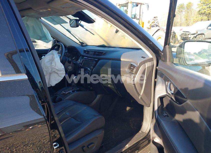 Photo 5 of 2020 Nissan Rogue SL INTELLIGENT AWD (VIN 5N1AT2MV4LC764722)