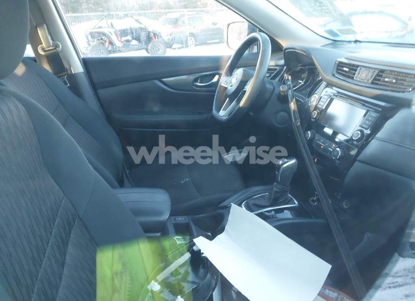 Photo 5 of 2020 Nissan Rogue S INTELLIGENT AWD/SL INTELLIGENT AWD/SV INTELLIGENT AWD (VIN 5N1AT2MV4LC782461)