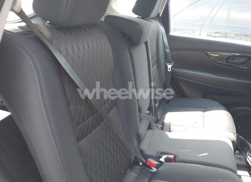 Photo 8 of 2020 Nissan Rogue S INTELLIGENT AWD (VIN 5N1AT2MV4LC787028)