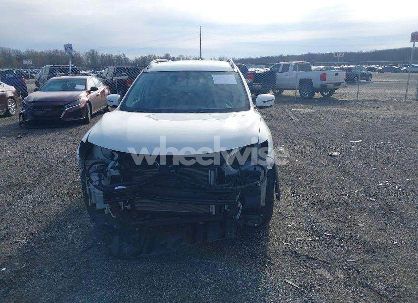 Photo 12 of 2020 Nissan Rogue S INTELLIGENT AWD (VIN 5N1AT2MV4LC793427)