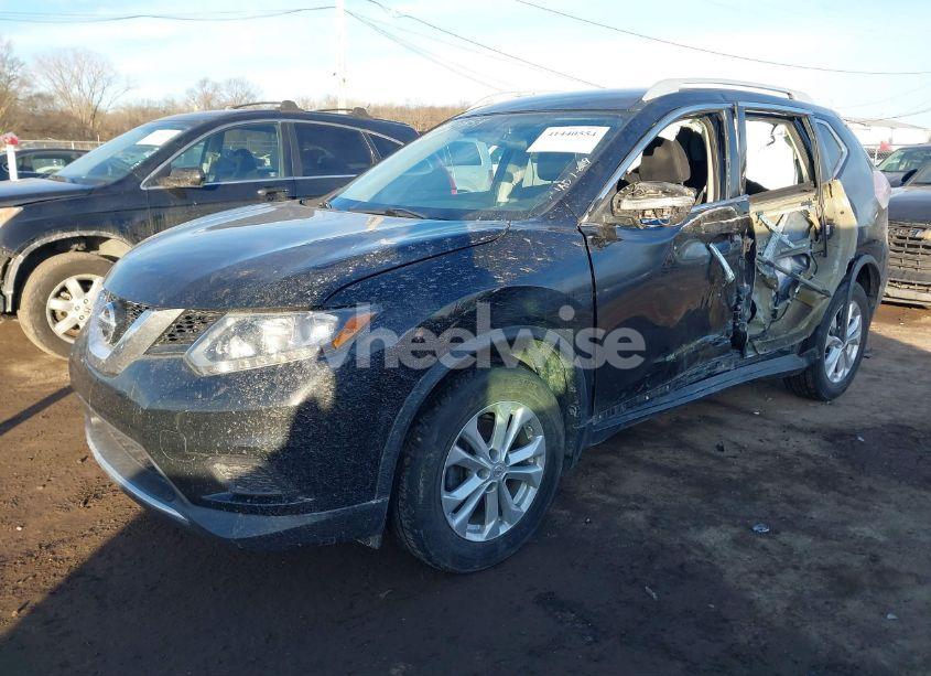 Photo 2 of 2014 Nissan Rogue SV (VIN 5N1AT2MV5EC850267)