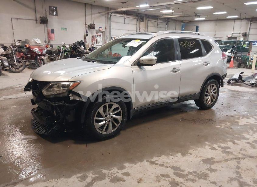 Photo 2 of 2014 Nissan Rogue SL (VIN 5N1AT2MV5EC868297)