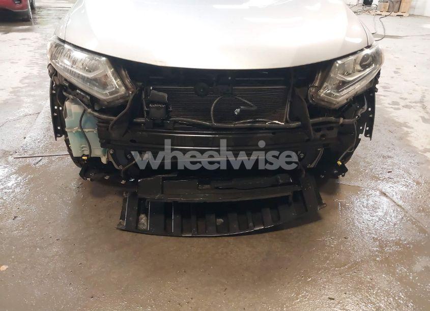 Photo 6 of 2014 Nissan Rogue SL (VIN 5N1AT2MV5EC868297)