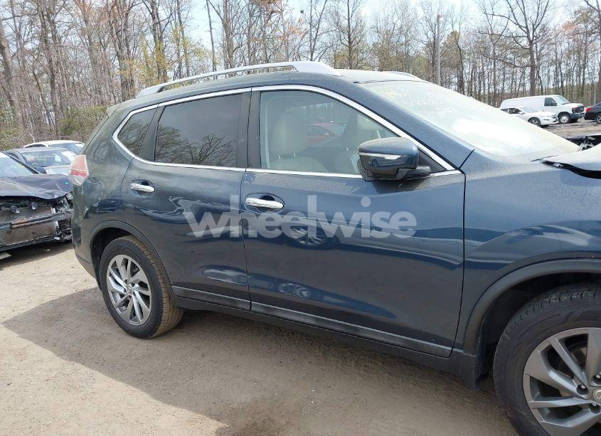 Photo 13 of 2015 Nissan Rogue SL (VIN 5N1AT2MV5FC780108)
