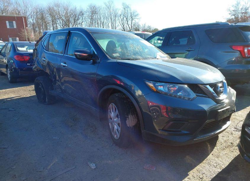 2015 Nissan Rogue S (VIN 5N1AT2MV5FC781775) main photo