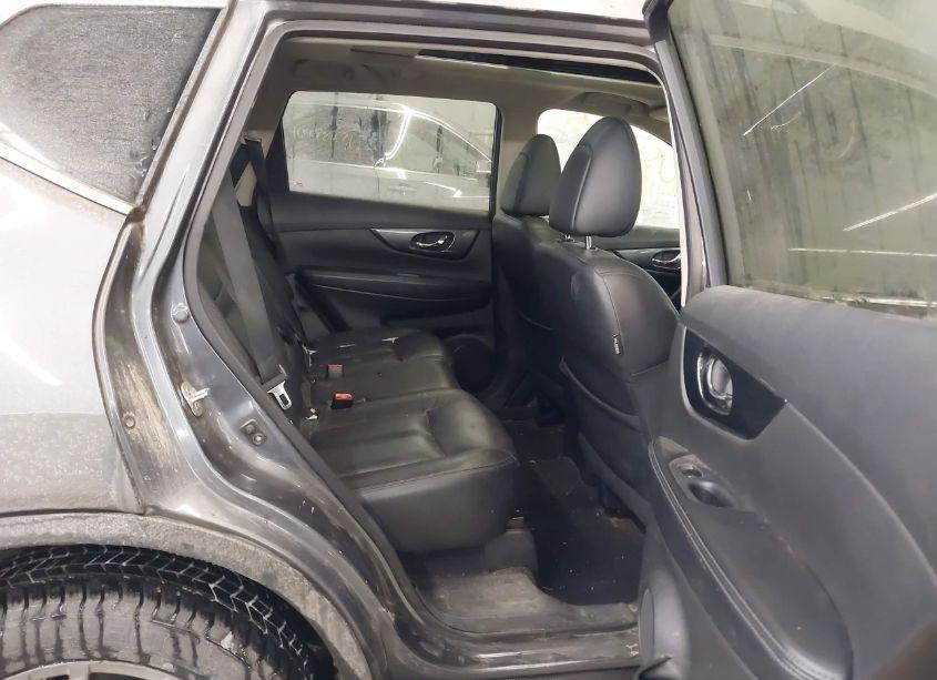 Photo 8 of 2015 Nissan Rogue SL (VIN 5N1AT2MV5FC809333)