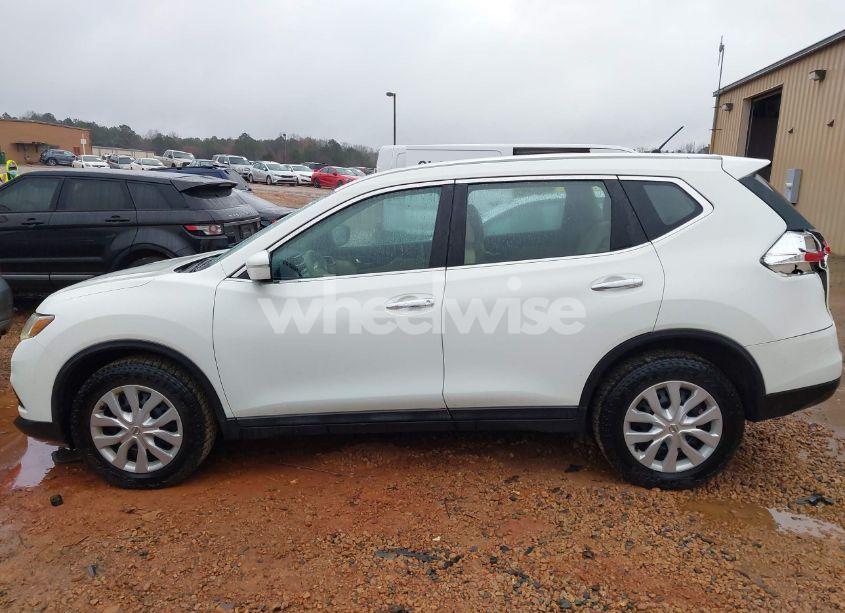 Photo 14 of 2015 Nissan Rogue S (VIN 5N1AT2MV5FC814869)