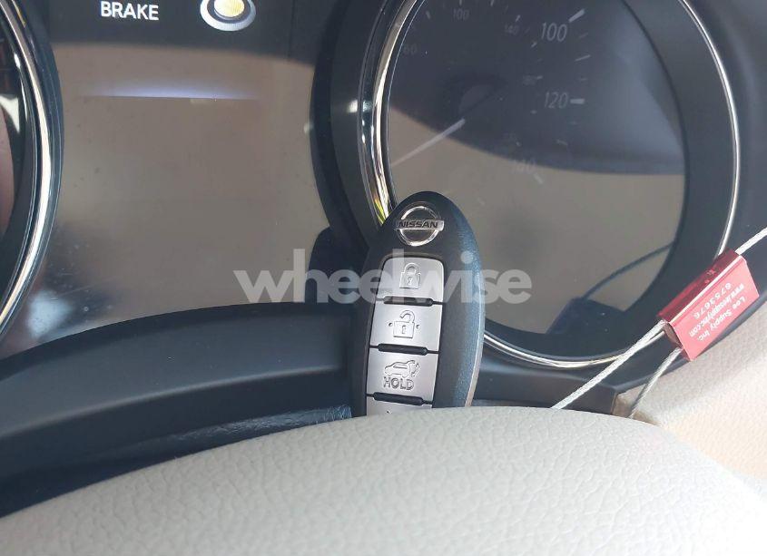 Photo 11 of 2015 Nissan Rogue SL (VIN 5N1AT2MV5FC856801)