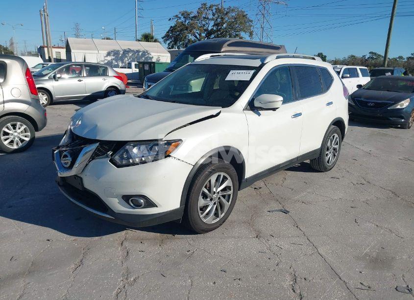 Photo 2 of 2015 Nissan Rogue SL (VIN 5N1AT2MV5FC856801)