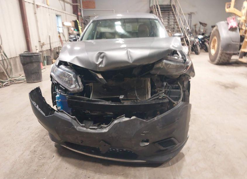 Photo 13 of 2015 Nissan Rogue S (VIN 5N1AT2MV5FC901767)