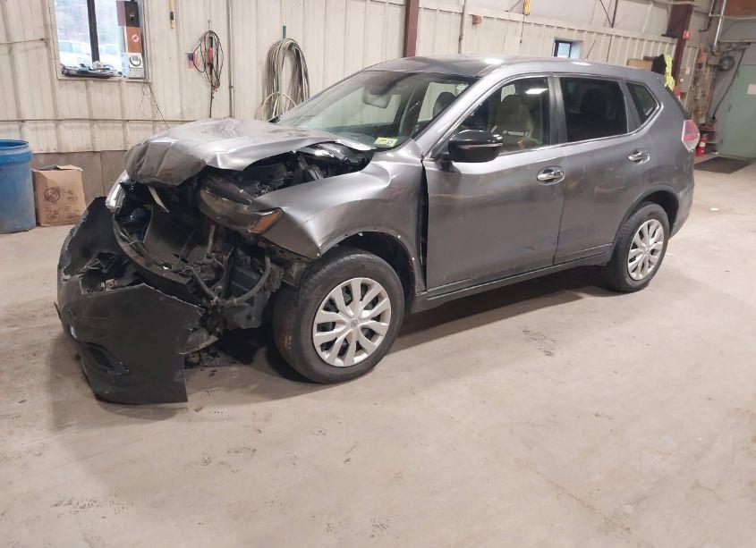 Photo 2 of 2015 Nissan Rogue S (VIN 5N1AT2MV5FC901767)