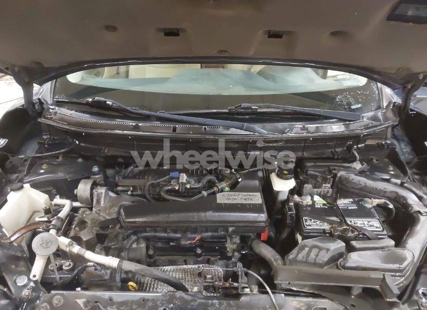 Photo 10 of 2015 Nissan Rogue SV (VIN 5N1AT2MV5FC903163)