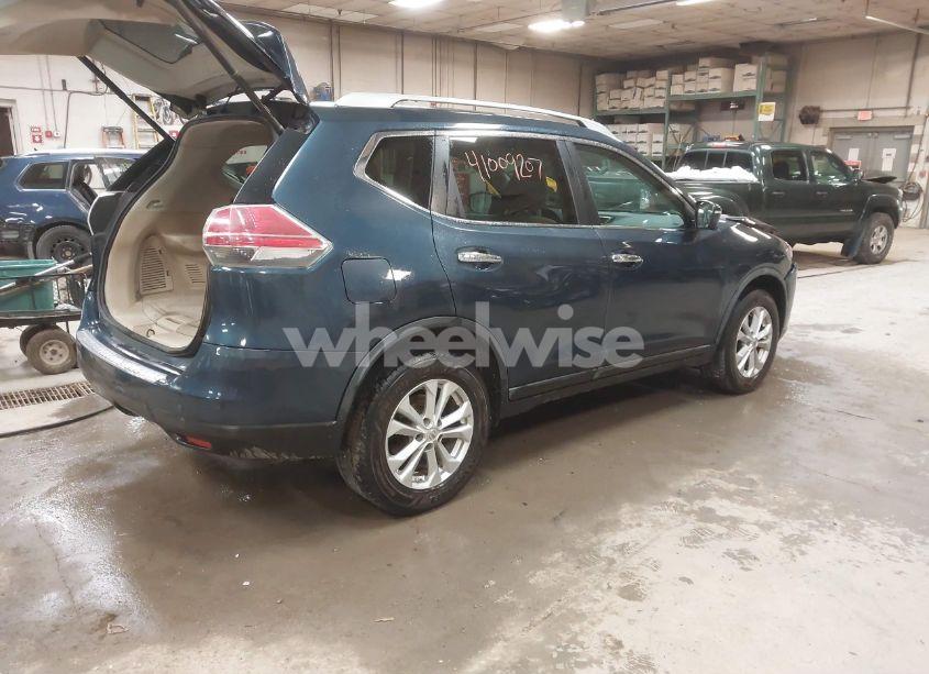 Photo 4 of 2015 Nissan Rogue SV (VIN 5N1AT2MV5FC903163)