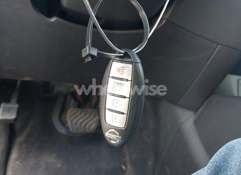 Photo 11 of 2015 Nissan Rogue SV (VIN 5N1AT2MV5FC927477)