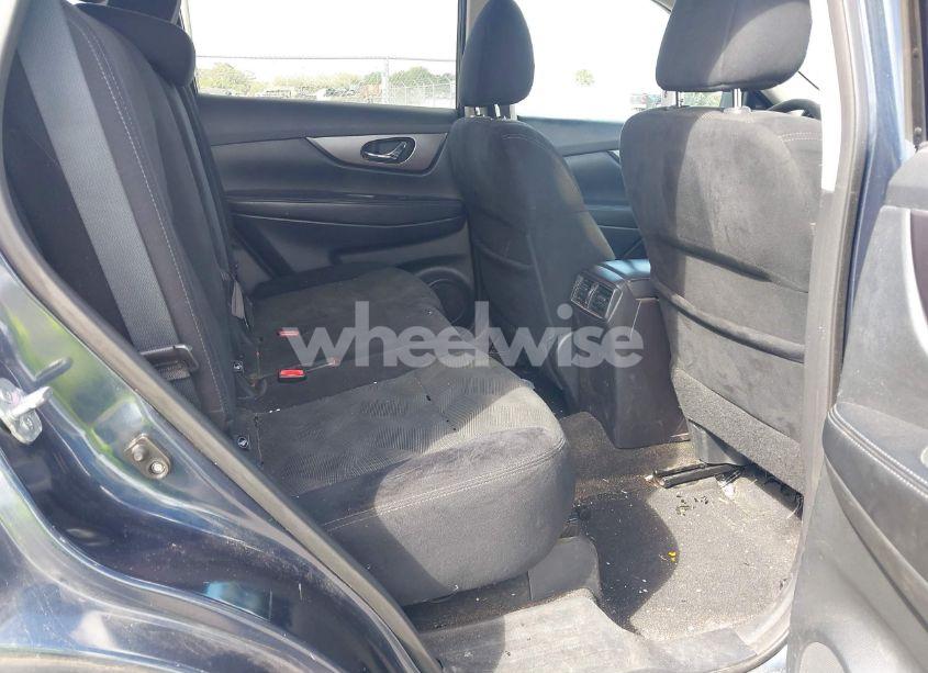 Photo 8 of 2015 Nissan Rogue SV (VIN 5N1AT2MV5FC927477)