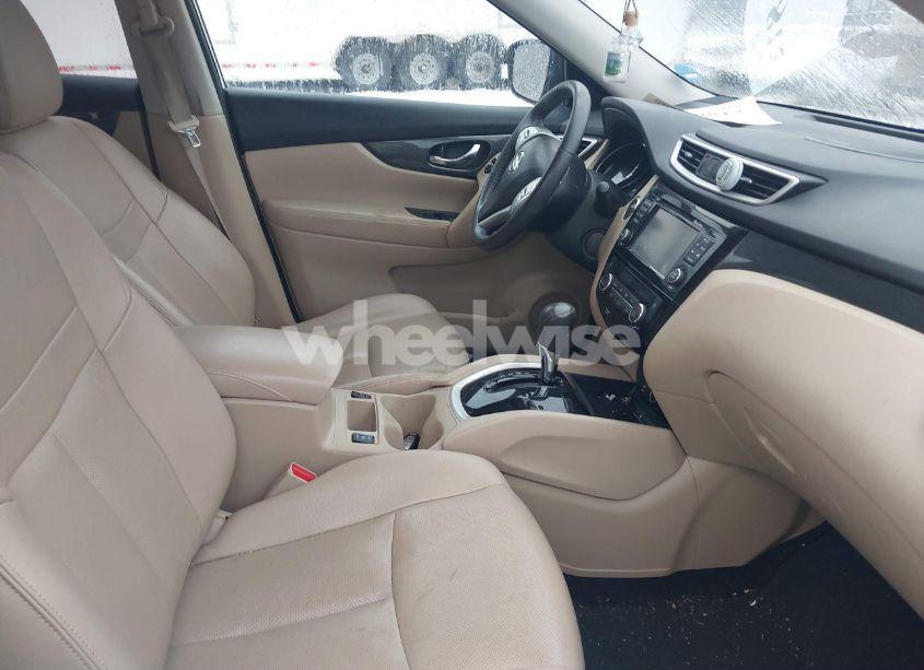 Photo 5 of 2016 Nissan Rogue SL (VIN 5N1AT2MV5GC769711)