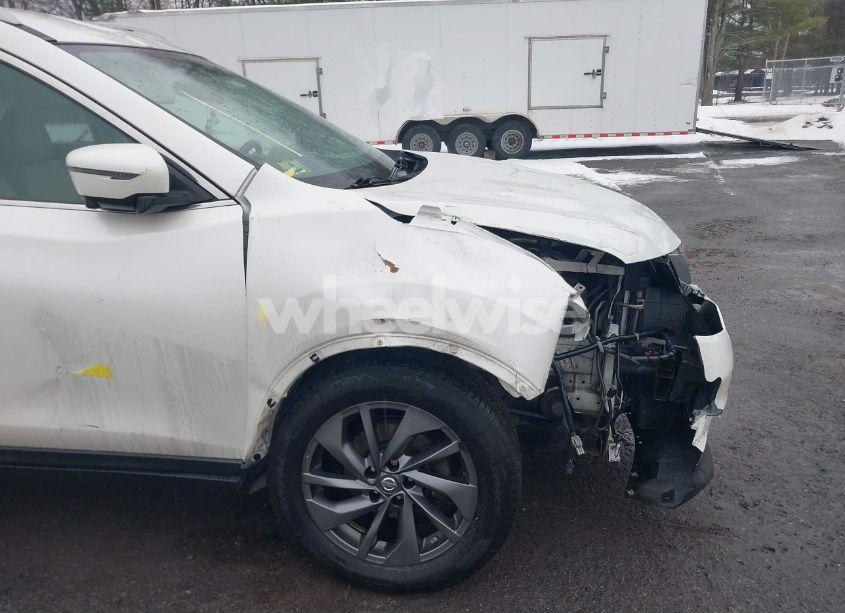 Photo 6 of 2016 Nissan Rogue SL (VIN 5N1AT2MV5GC769711)