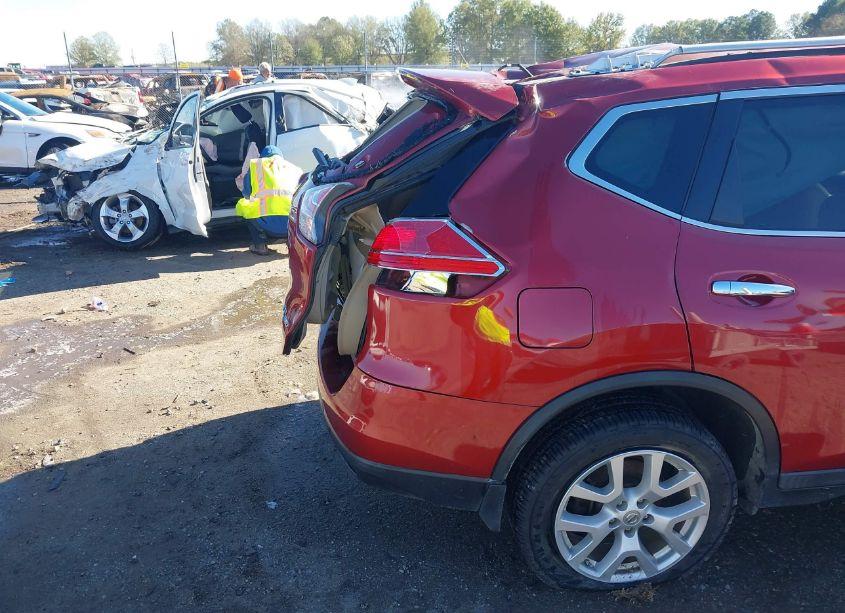 Photo 13 of 2016 Nissan Rogue SL (VIN 5N1AT2MV5GC791787)