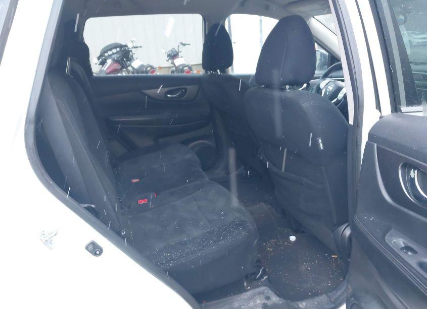 Photo 8 of 2016 Nissan Rogue SV (VIN 5N1AT2MV5GC814517)