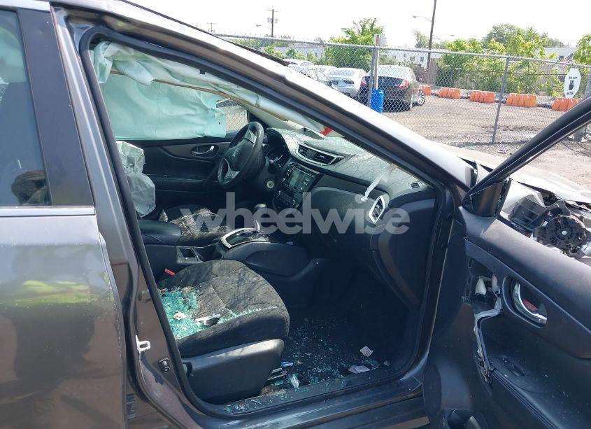 Photo 5 of 2016 Nissan Rogue S (VIN 5N1AT2MV5GC910678)