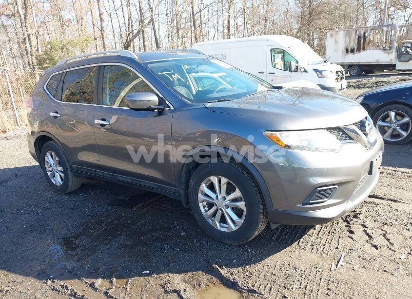 2016 Nissan Rogue SV (VIN 5N1AT2MV5GC920935) main photo