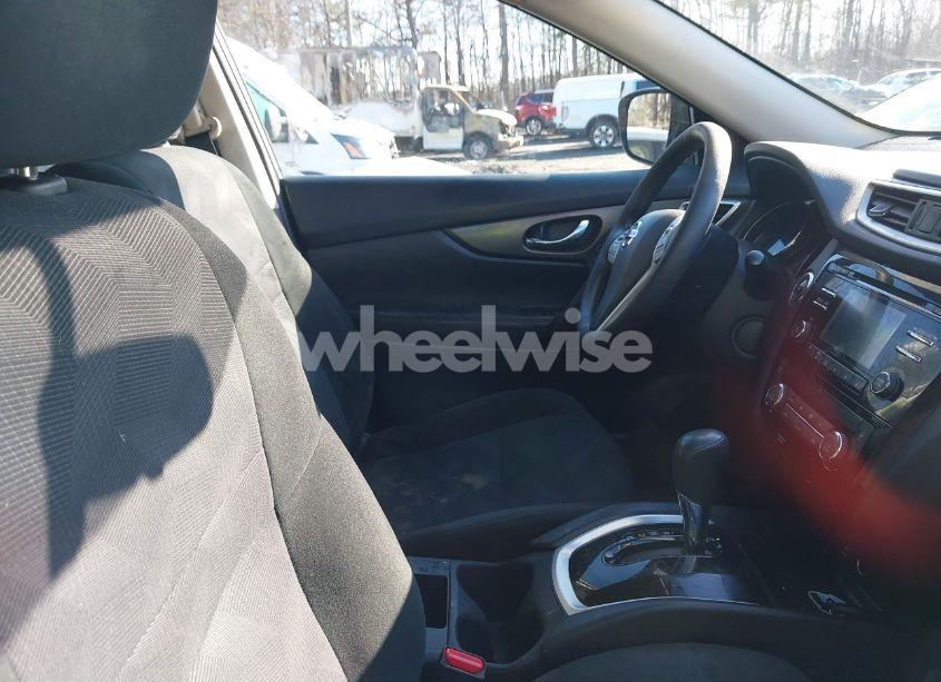 Photo 5 of 2016 Nissan Rogue SV (VIN 5N1AT2MV5GC920935)