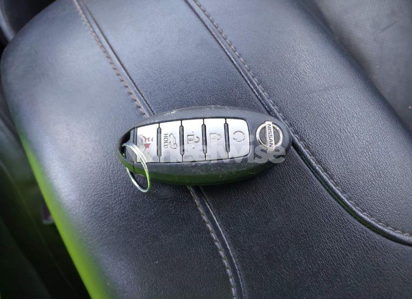 Photo 11 of 2017 Nissan Rogue SL (VIN 5N1AT2MV5HC743675)