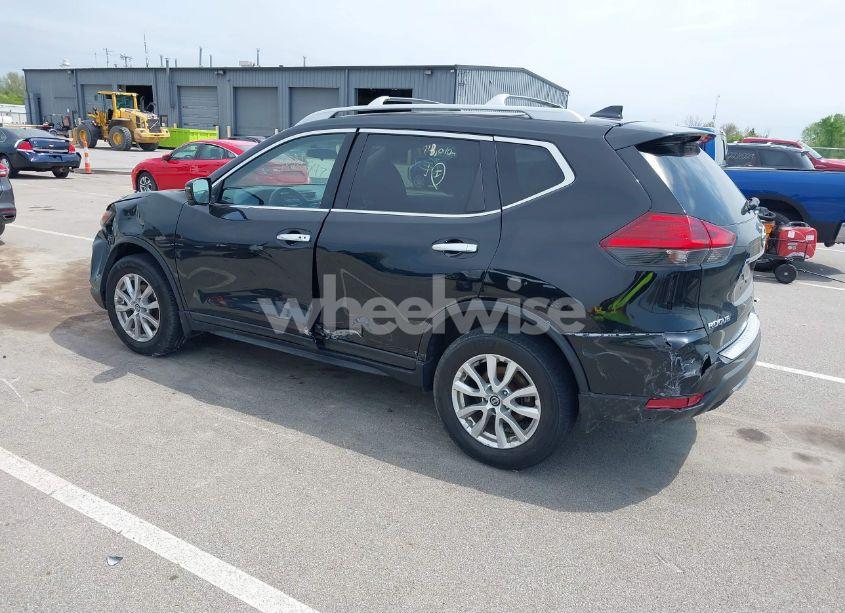 Photo 3 of 2017 Nissan Rogue SV (VIN 5N1AT2MV5HC848927)