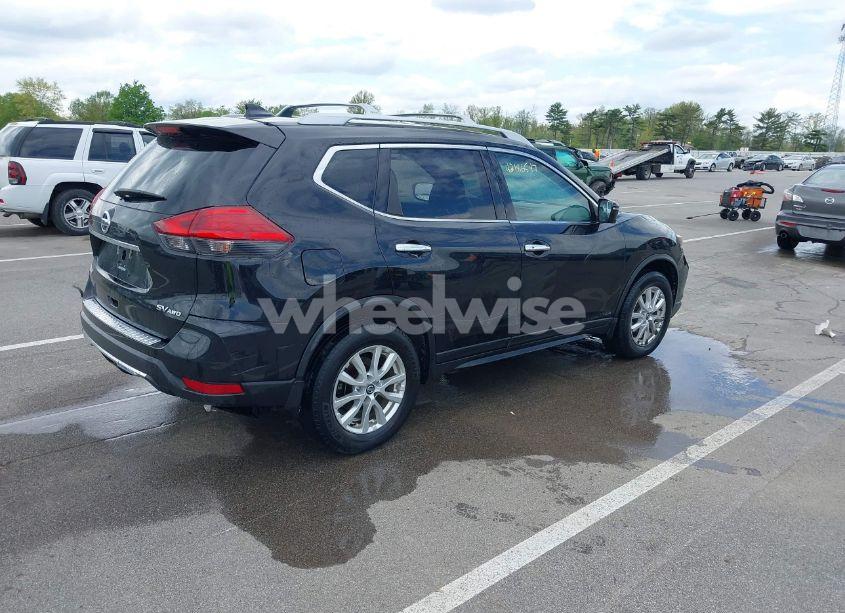 Photo 4 of 2017 Nissan Rogue SV (VIN 5N1AT2MV5HC848927)