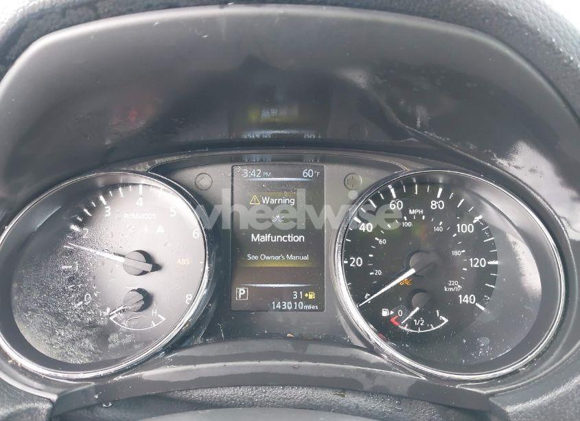 Photo 7 of 2017 Nissan Rogue SV (VIN 5N1AT2MV5HC848927)