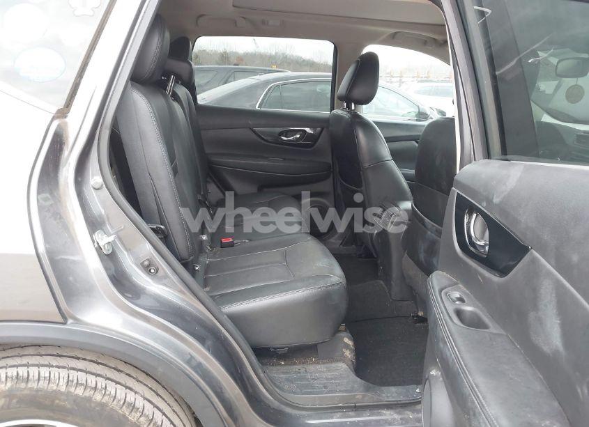 Photo 8 of 2017 Nissan Rogue SL (VIN 5N1AT2MV5HC859121)