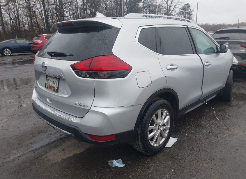 Photo 4 of 2017 Nissan Rogue SV (VIN 5N1AT2MV5HC879739)